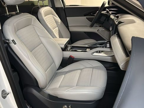 New 2026 Lincoln Nautilus Reserve image 11