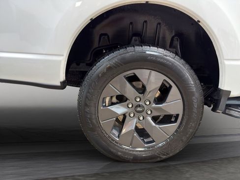 Used 2022 Ford F150 Lightning Lariat w/ Tow Technology Package image 24