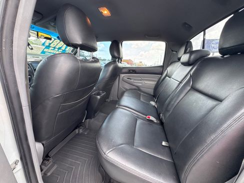 Used 2014 Toyota Tacoma 4x4 Double Cab w/ TRD Sport Package image 10