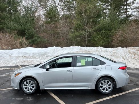 New 2026 Toyota Corolla LE image 2