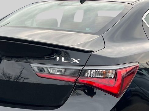 Used 2022 Acura ILX FWD image 10