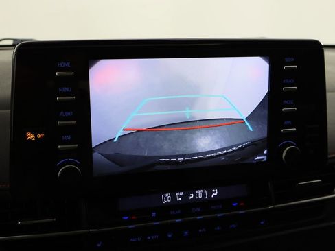 Used 2022 Toyota Sienna XSE image 43