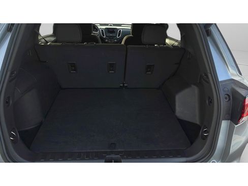 Used 2024 Chevrolet Equinox LT image 23