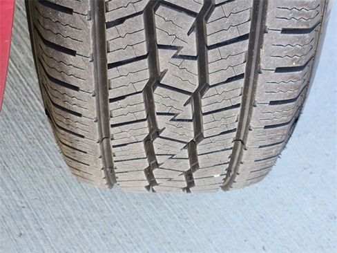 Used 2023 Nissan Frontier SV w/ SV Convenience Package image 12