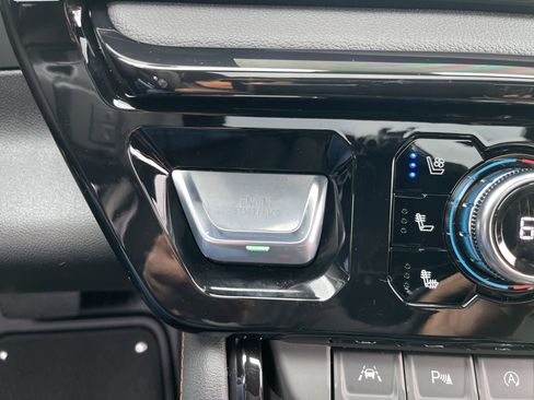 New 2026 GMC Sierra 1500 AT4 w/ AT4 Premium Package image 52