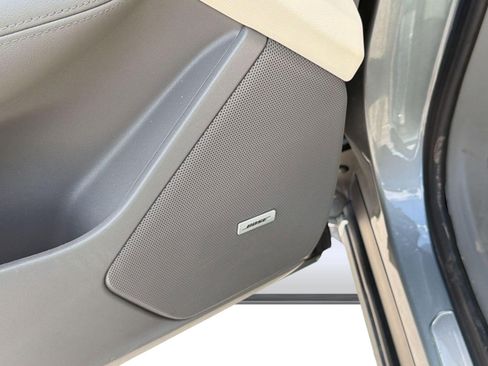 Used 2023 Cadillac XT6 Premium Luxury image 26