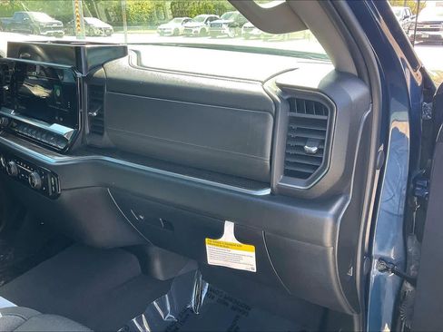 Used 2023 Chevrolet Silverado 1500 LT image 18