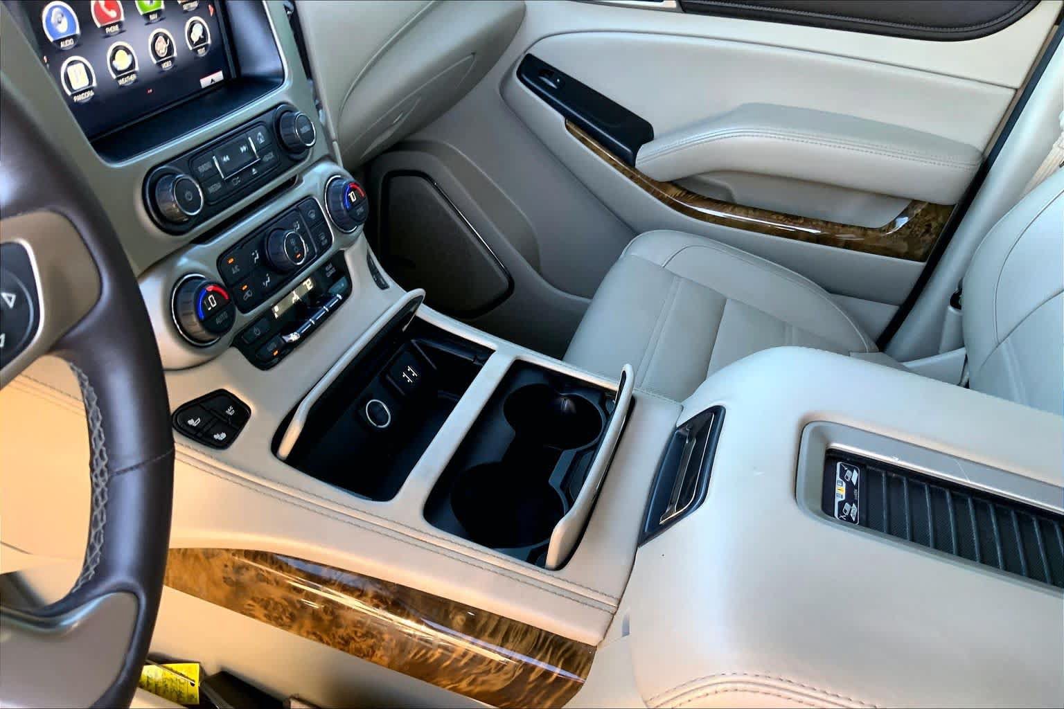 Used 2015 GMC Yukon Denali w/ Open Road Package AWD/4WD image 15