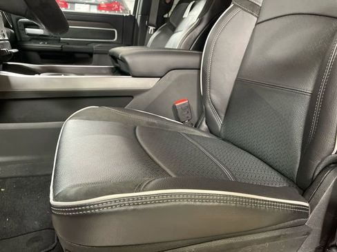 New 2026 RAM 2500 Laramie AWD/4WD image 11