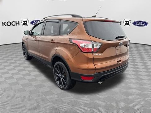 Used 2017 Ford Escape Titanium image 6