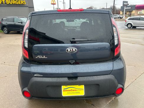 Used 2015 Kia Soul + w/ Audio Package image 4