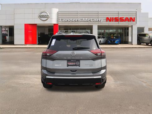 New 2026 Nissan Rogue Platinum w/ Platinum Premium Package AWD/4WD image 4