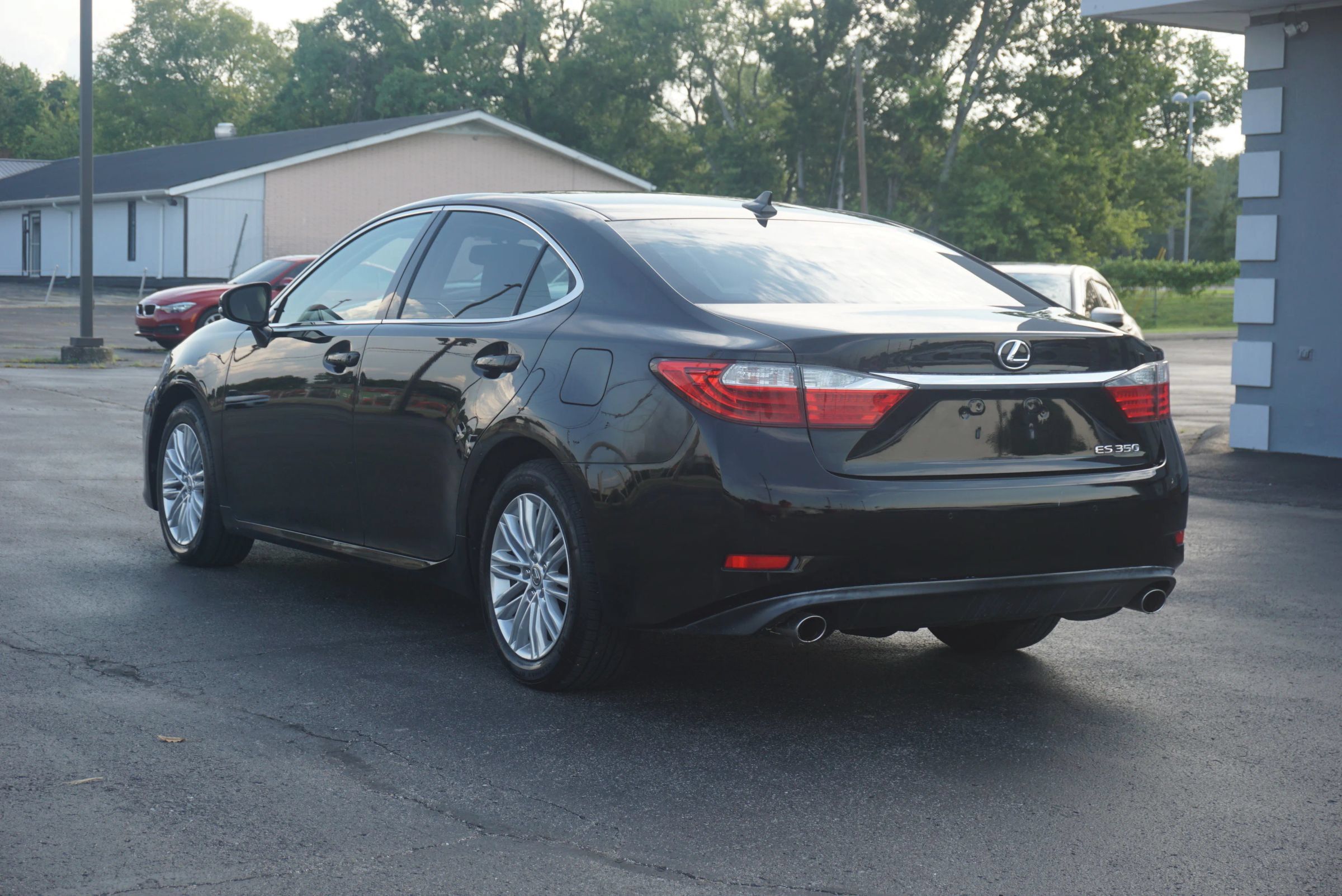 Used 2014 Lexus ES 350 w/ Luxury Package FWD image 7