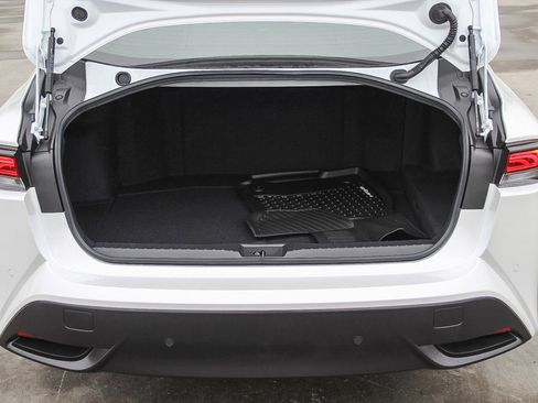 New 2025 Toyota Mirai XLE image 13