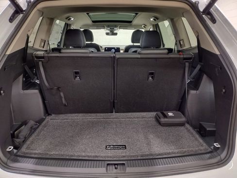 New 2026 Volkswagen Atlas Peak Edition image 17