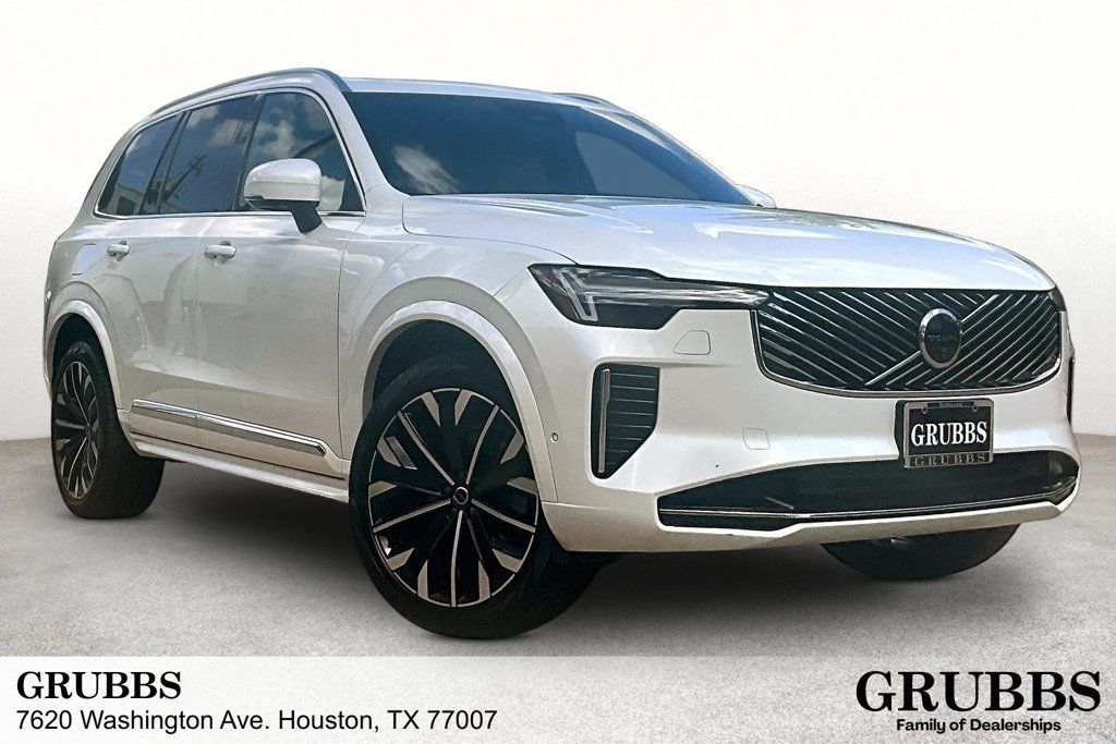 Certified 2026 Volvo XC90 B6 Plus AWD/4WD image 1