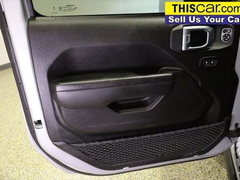 Used 2024 Jeep Wrangler Unlimited Rubicon image 27