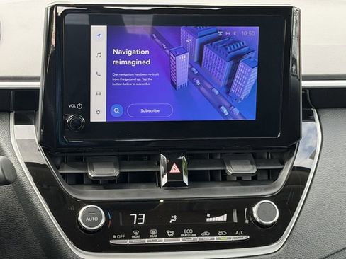 Used 2025 Toyota Corolla LE FWD image 15