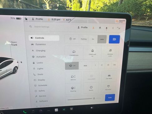 Used 2020 Tesla Model 3 Long Range image 35