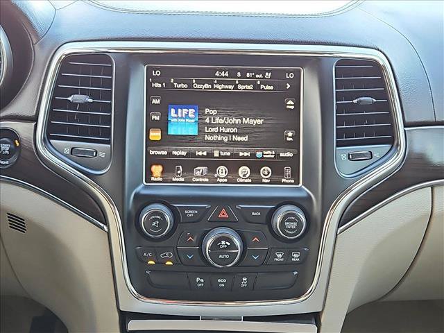 Used 2015 Jeep Grand Cherokee Overland w/ Trailer Tow Group IV RWD image 19