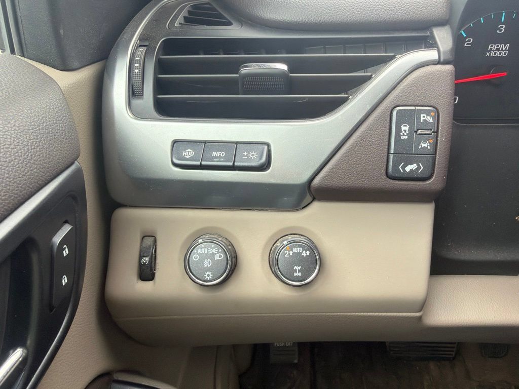 Certified 2019 Chevrolet Tahoe Premier AWD/4WD image 12