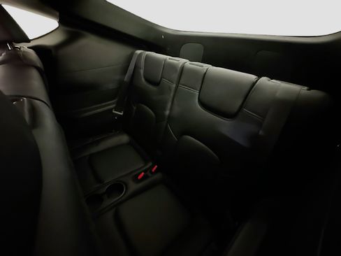 Used 2023 Tesla Model Y Long Range image 30