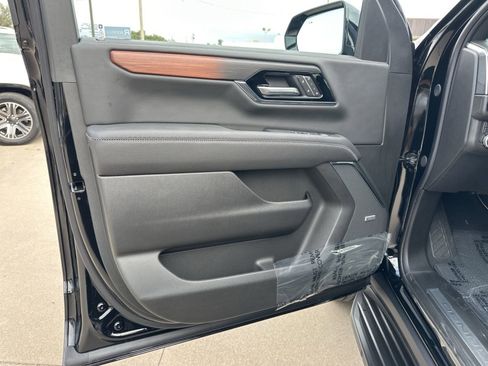 New 2026 GMC Yukon XL Denali image 32