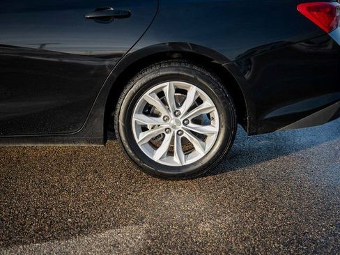Used 2025 Chevrolet Malibu LT image 11