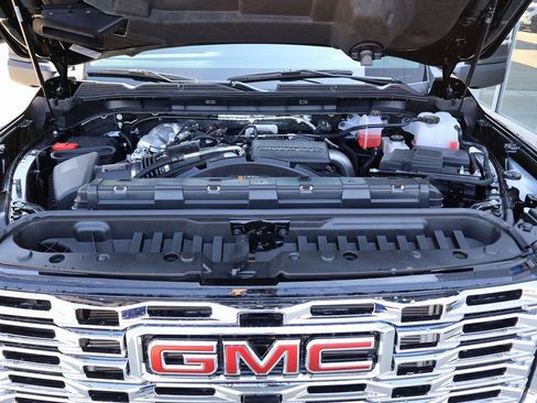 New 2026 GMC Sierra 3500 Denali w/ Denali Reserve Package image 54