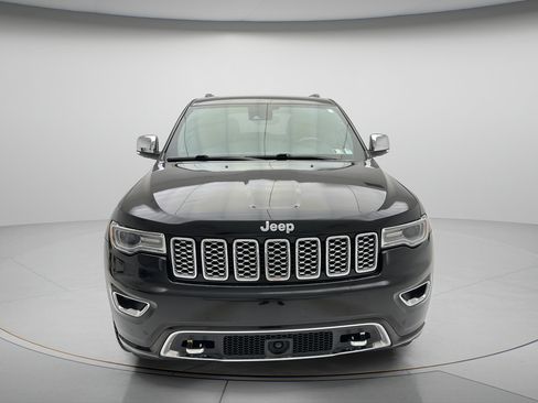 Used 2019 Jeep Grand Cherokee Overland AWD/4WD image 2