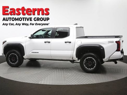 Used 2024 Toyota Tacoma TRD Off-Road AWD/4WD image 60