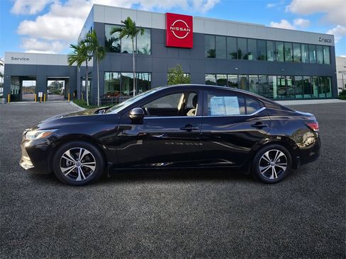 Used 2021 Nissan Sentra SV image 4