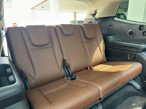 Used 2019 Subaru Ascent Touring image 38