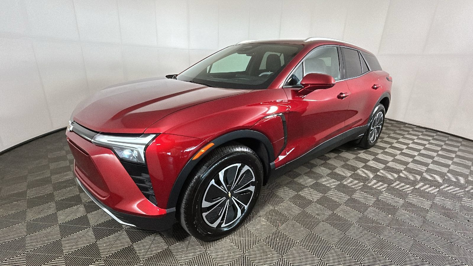 Used 2024 Chevrolet Blazer EV LT AWD/4WD image 8