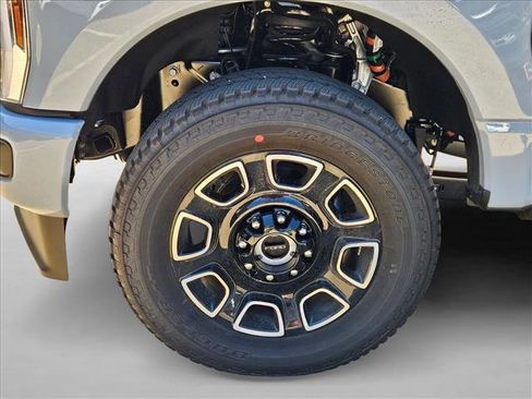 New 2026 Ford F250 Platinum image 10