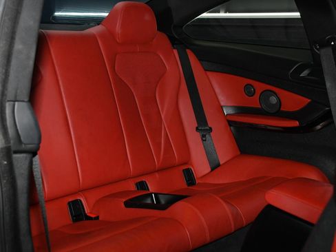 Used 2016 BMW M4 Coupe w/ Executive Package RWD image 37