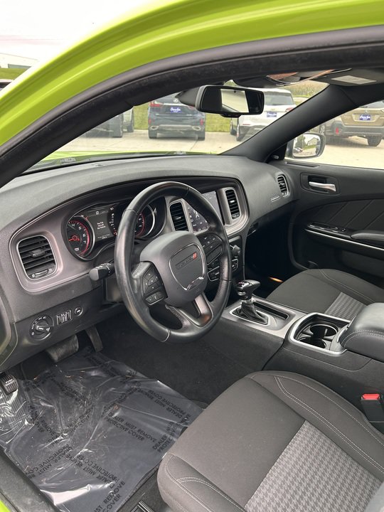 Used 2023 Dodge Charger SXT AWD/4WD image 10