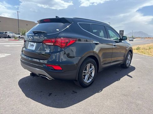 Used 2018 Hyundai Santa Fe Sport FWD image 5