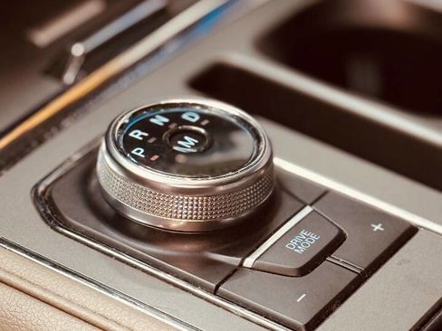 Used 2018 Ford Expedition XLT w/ Equipment Group 202A image 15