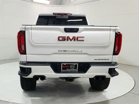 Used 2022 GMC Sierra 1500 Denali image 7