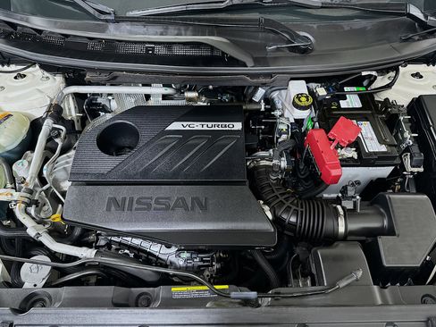 Used 2023 Nissan Rogue SV image 31