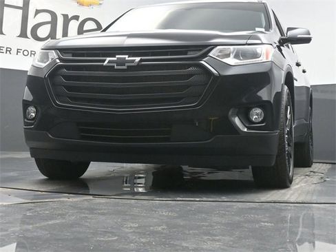 Used 2020 Chevrolet Traverse LT image 58