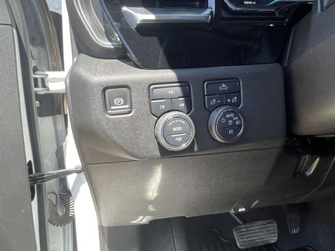 Used 2025 Chevrolet Silverado 2500 LT w/ Convenience Package AWD/4WD image 13