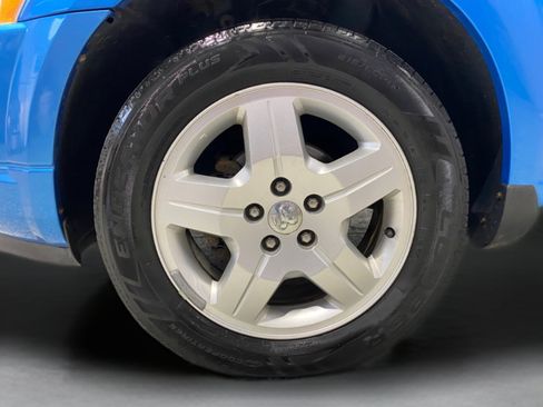 Used 2009 Dodge Caliber SXT image 7