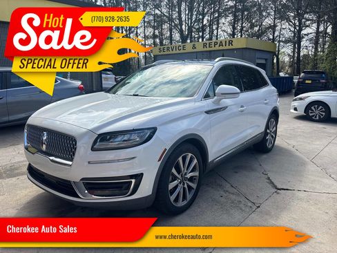 Used 2019 Lincoln Nautilus Select image 1