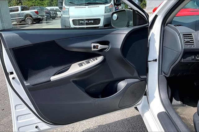 Used 2010 Toyota Corolla S w/ S EVP Pkg #3 FWD image 17