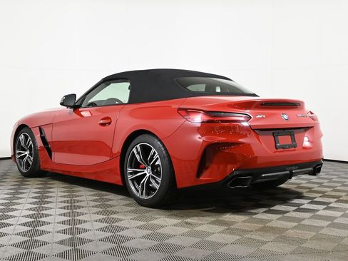 Used 2025 BMW Z4 M40i w/ Premium Package image 6
