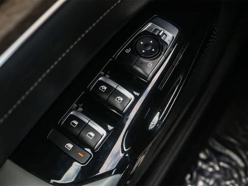 Used 2021 Kia K5 EX image 25