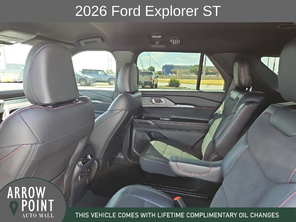 Used 2026 Ford Explorer ST RWD image 18