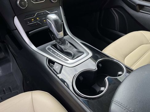 Used 2015 Ford Edge SEL w/ Equipment Group 201A image 32